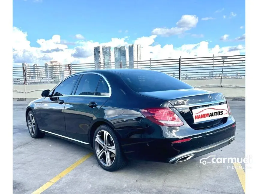2017 Mercedes-Benz E200 Avantgarde Sedan