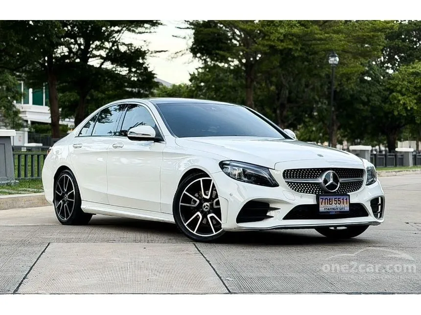 2022 Mercedes-Benz C220 d AMG Dynamic Sedan