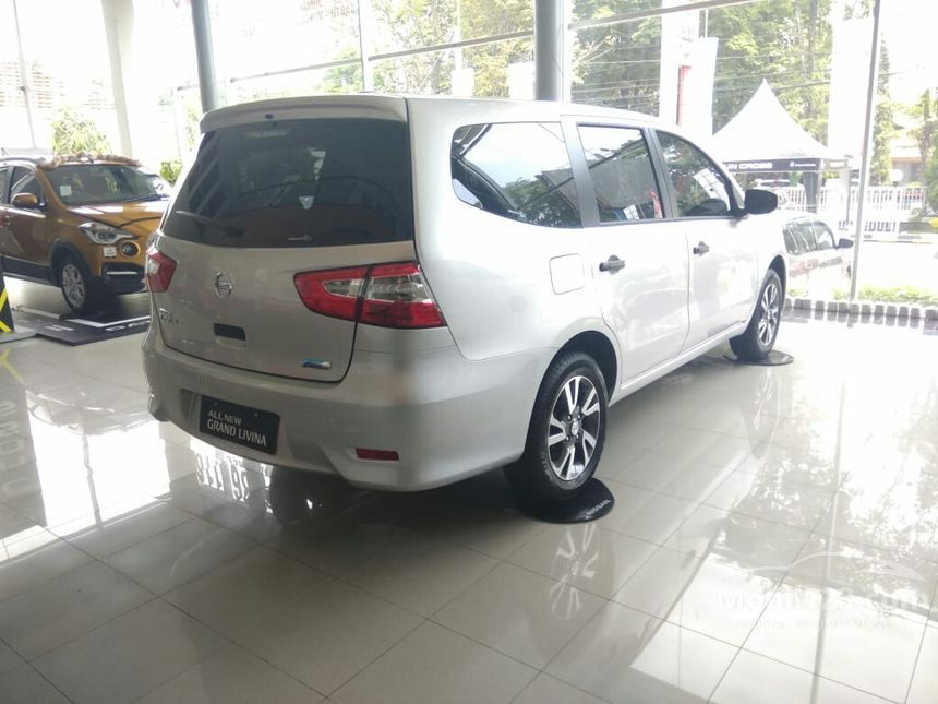  Jual  Mobil  Nissan Grand  Livina  2021  SV 1 5 di Yogyakarta 