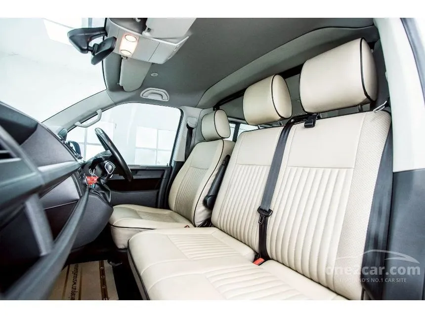 2017 Volkswagen CARAVELLE TDi Van