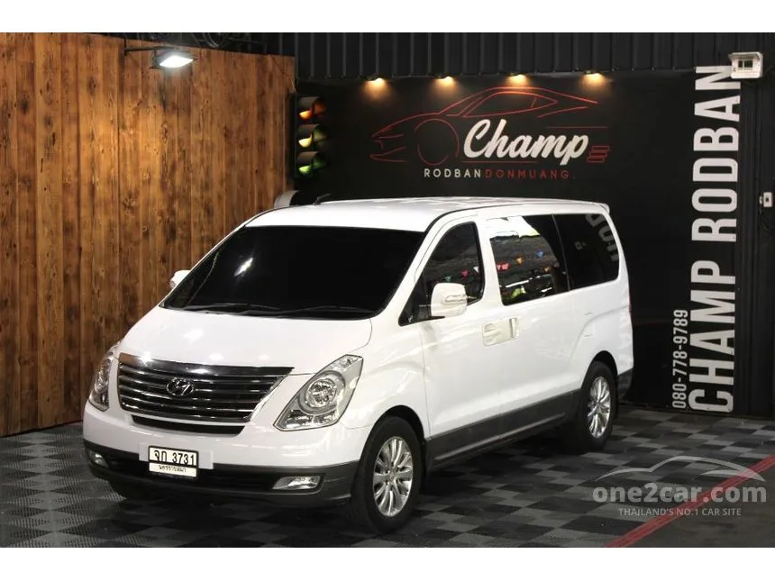 2012 Hyundai GRAND STAREX VIP Wagon