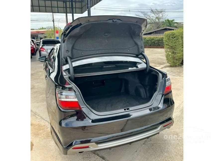 2015 Toyota CAMRY G Extremo Sedan