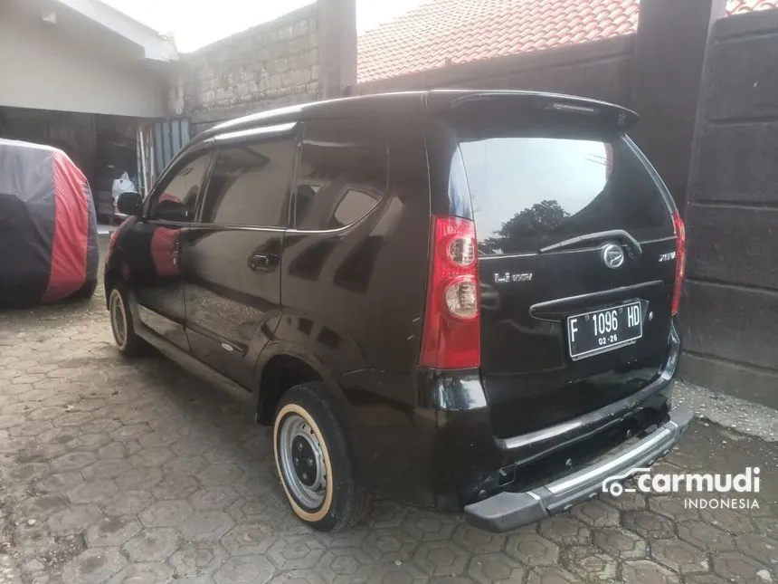 2011 Daihatsu Xenia Li DELUXE MPV