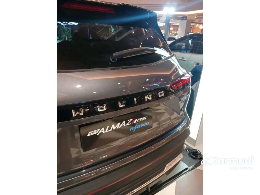 2024 Wuling Almaz RS Hybrid Wagon