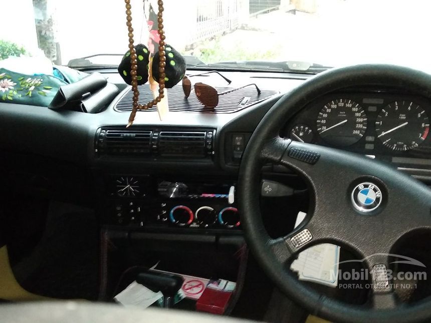 1993 BMW 520i E34 2.0 Automatic Sedan