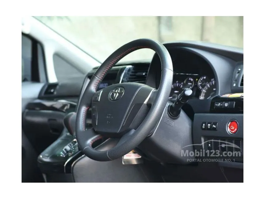 2013 Toyota Vellfire ZG Van Wagon