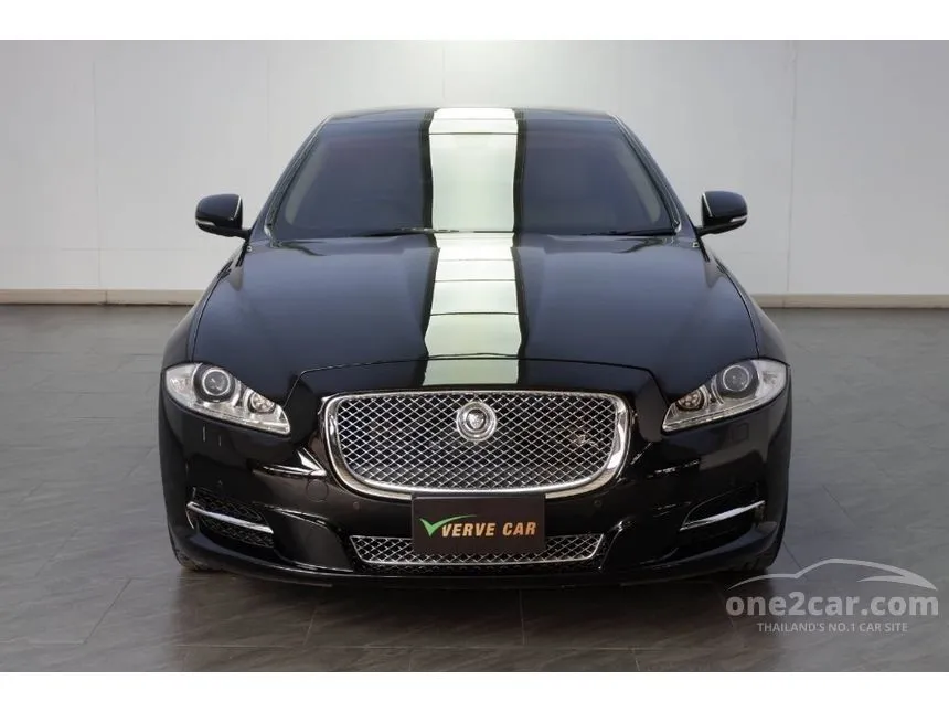 2016 Jaguar XJ Premium Sedan