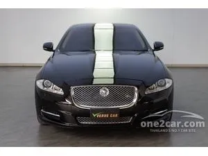 2016 Jaguar XJ 2.0 Premium Sedan