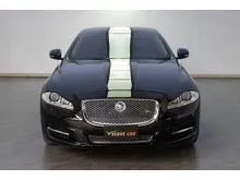 2016 Jaguar XJ 2.0 (ปี 10-16) Premium Sedan