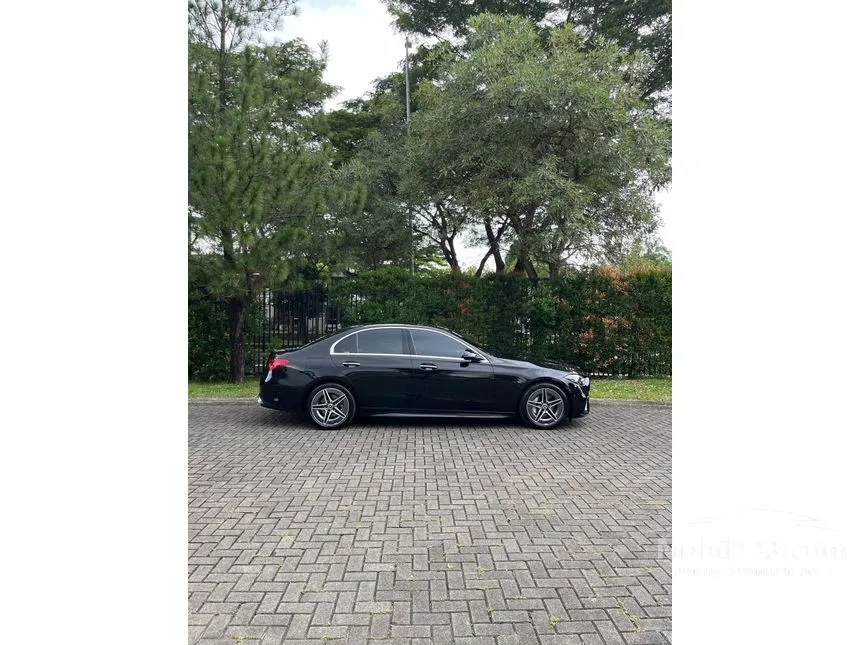2023 Mercedes-Benz C300 AMG Line Sedan