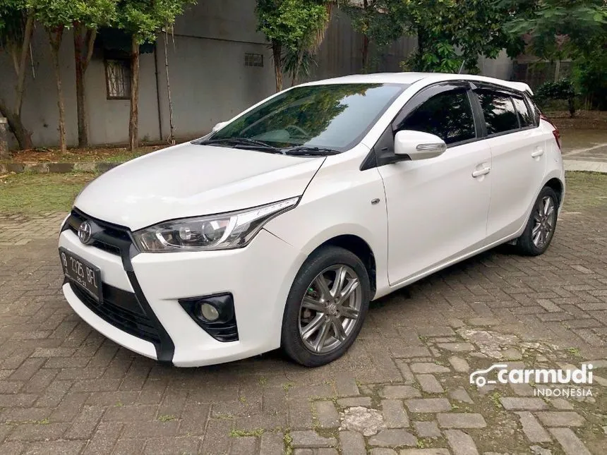 2015 Toyota Yaris G Hatchback