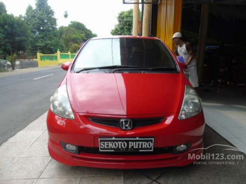 Jual Mobil Honda Jazz 2006 VTEC 1 5 di Jawa Timur Jual Mobil Honda Jazz 2006 VTEC 1 5 di Jawa Timur