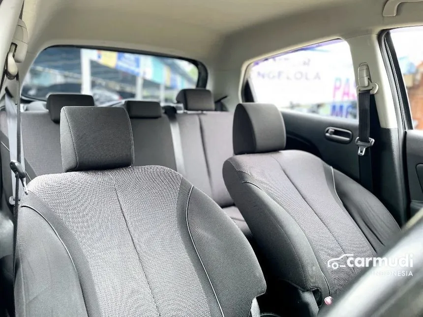 2012 Mazda 2 R Hatchback