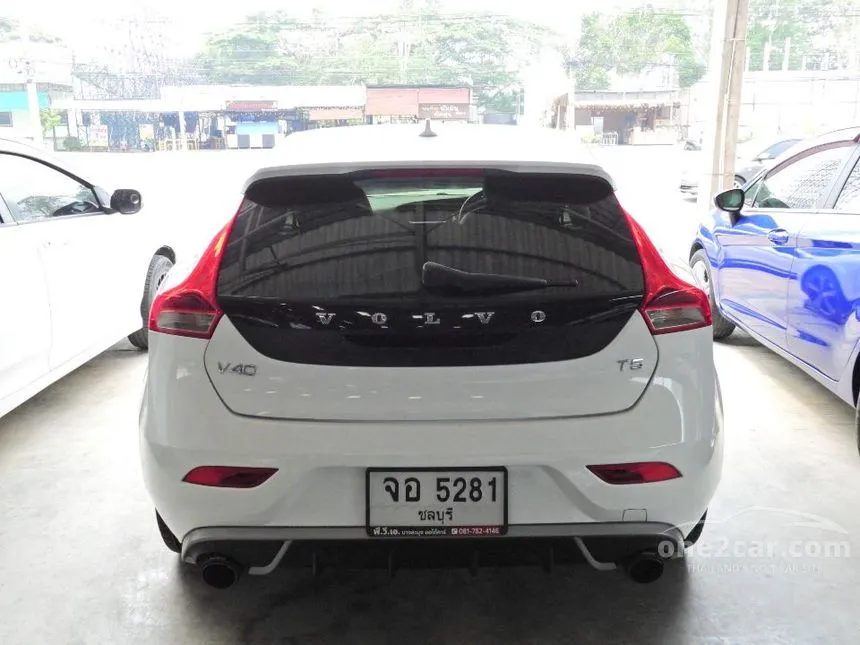 2013 Volvo V40 T5 Wagon