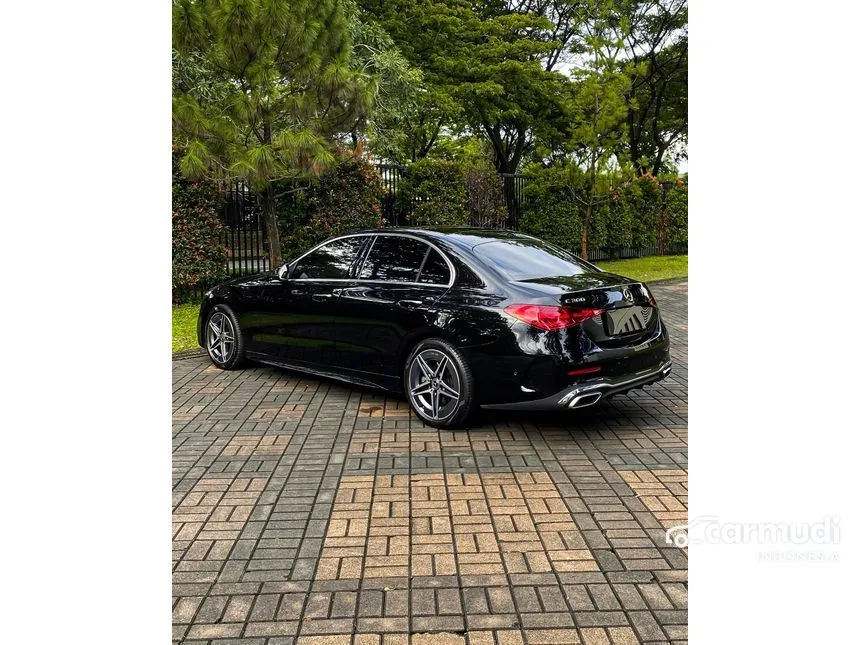 2022 Mercedes-Benz C300 AMG Line Sedan