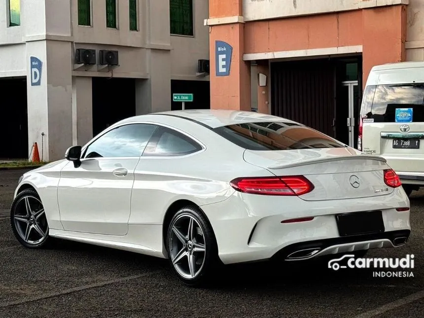 2018 Mercedes-Benz C200 AMG Line Coupe