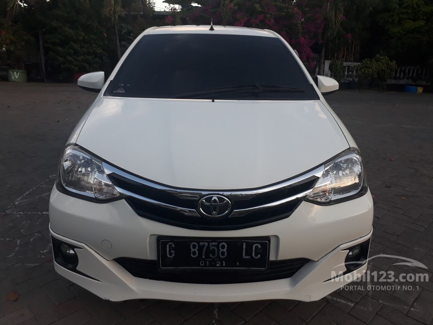 Jual Mobil Toyota Etios Valco 2015 G 1.2 di Jawa Timur 
