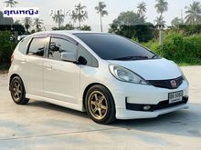 2011 Honda Jazz 1.5 (ปี 08-14) SV i-VTEC Hatchback AT