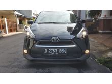 Toyota SIENTA G CVT 1.5 AT 2017 Hitam Tdp 5 JT