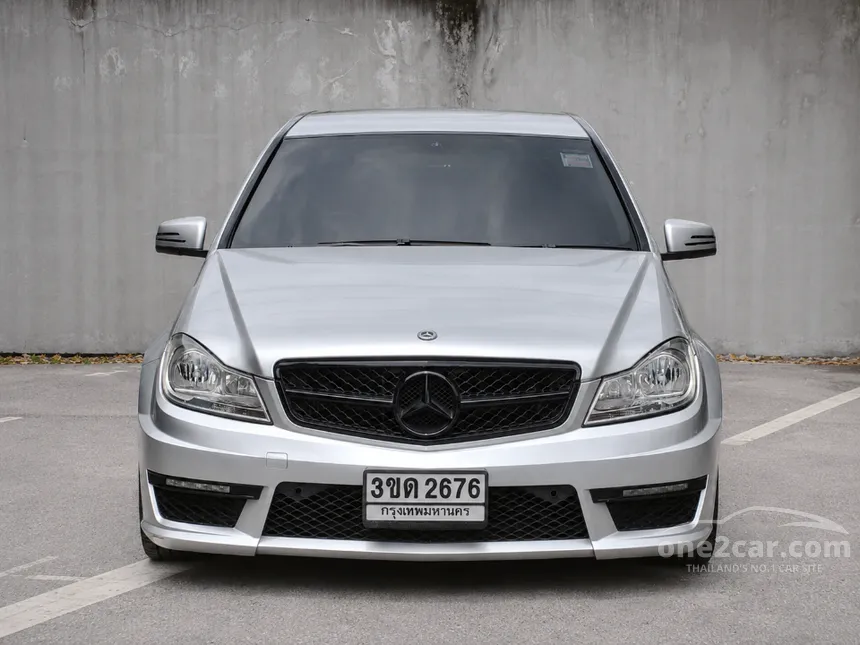 2013 Mercedes-Benz C200 CGI BlueEFFICIENCY Sedan