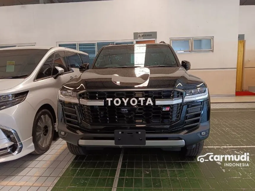 Jual Mobil Toyota Land Cruiser 2024 GR
