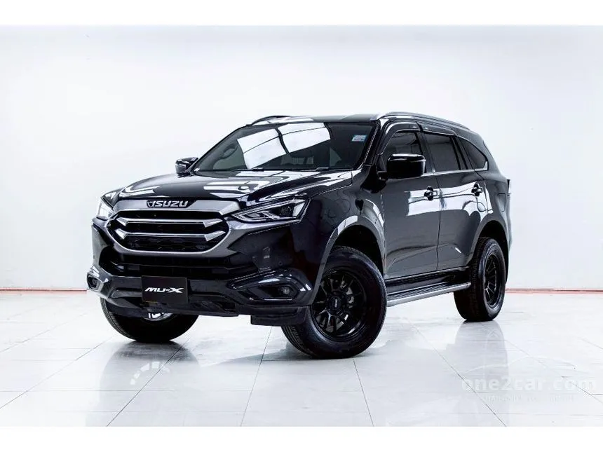 2022 Isuzu MU-X Ultimate SUV