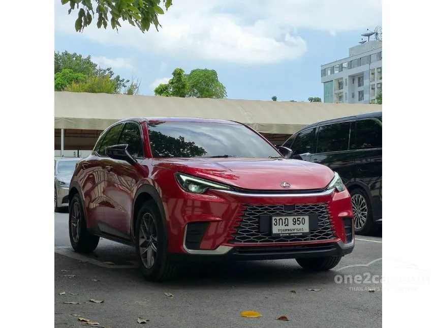 2025 Lexus LBX Luxury SUV