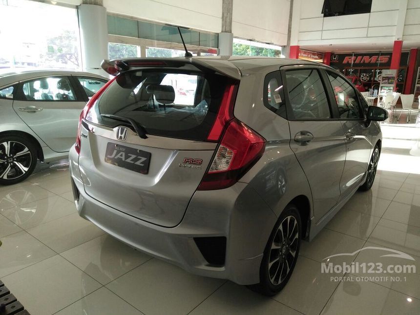 Jual Mobil Honda Jazz 2017 RS 1.5 di DKI Jakarta Automatic 