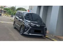 2020 Toyota Voxy 2.0 MPV Sunroof AT Hitam NIK 2020 [ GARANSI 5TH ]
