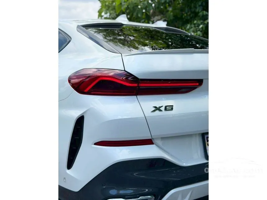 2022 BMW X6 xDrive40i M Sport SUV