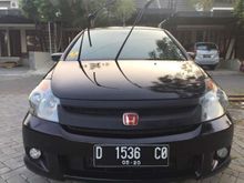 2005 Honda Stream 2.0 2 MPV