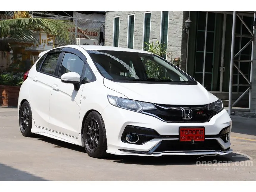 2019 Honda JAZZ V+ Hatchback