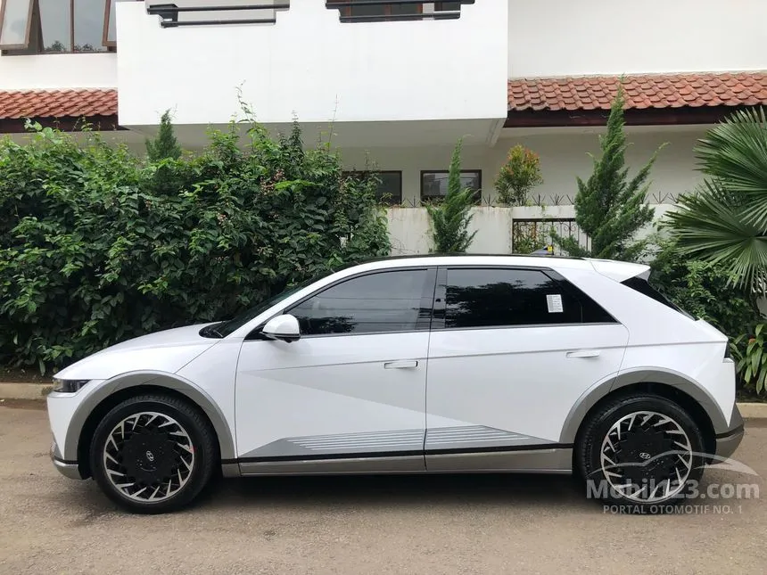 Jual Mobil Hyundai IONIQ 5 2022 Standard Range Signature di DKI Jakarta ...