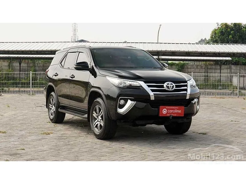 Jual Mobil Toyota Fortuner 2019 G 2.4 di Banten Automatic SUV Hitam Rp 345.000.000