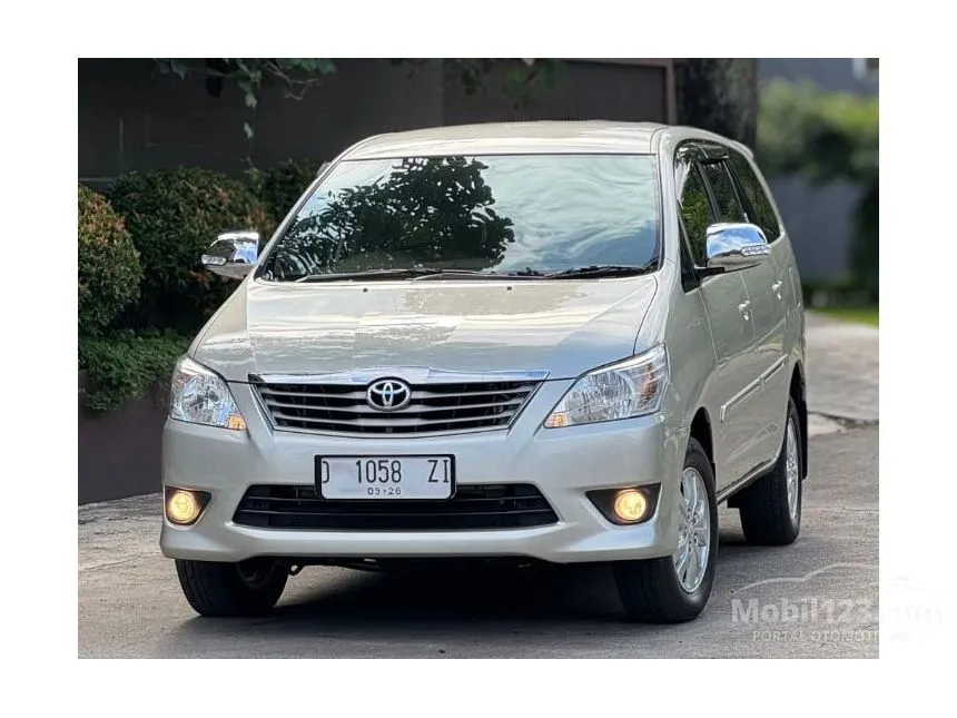 Jual Mobil Toyota Kijang Innova 2011 G 2.0 di Jawa Barat Manual MPV Silver Rp 169.000.000