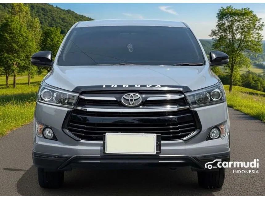 2018 Toyota Kijang Innova Venturer MPV