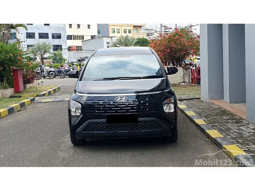 Jual Mobil Hyundai Stargazer 2023 Active 1.5 di DKI Jakarta Automatic Wagon Hitam Rp 184.000.000