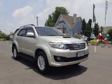 2012 Toyota Fortuner 3.0 (ปี 12-15) V SUV AT