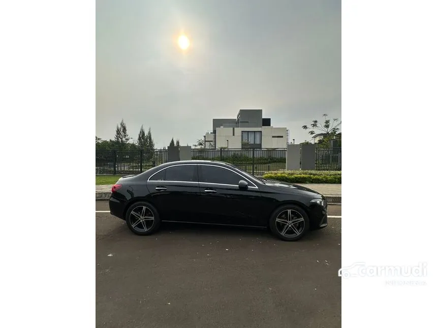 2022 Mercedes-Benz A200 progressive line Sedan