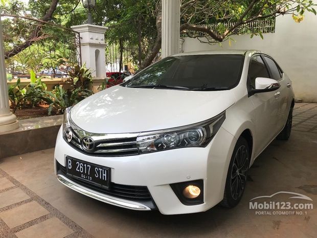 Toyota Corolla Altis  Mobil  Bekas Baru  dijual di 