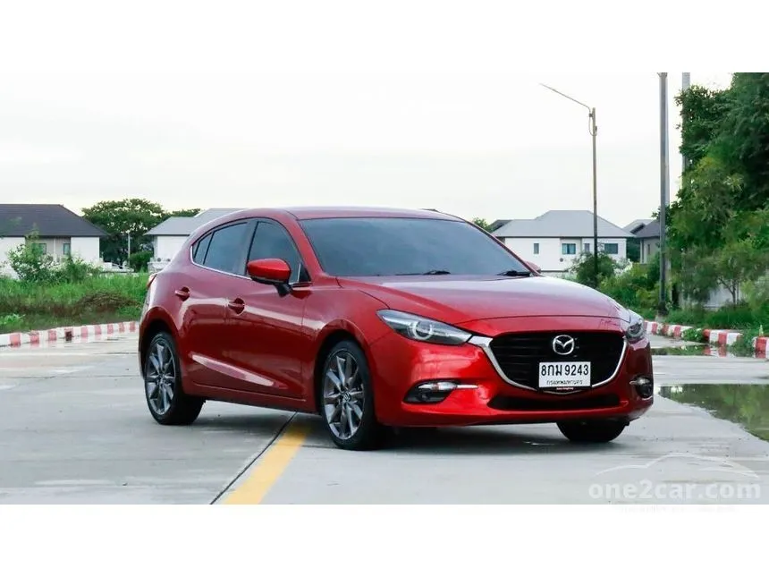 2019 Mazda 3 S Sports Hatchback