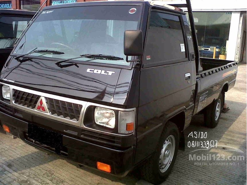 Jual Mobil  Mitsubishi Colt L300  2021 Standard 2 5 di DKI 