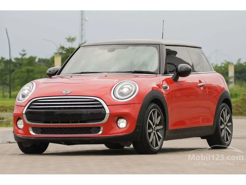 2019 MINI Cooper 3 Door Hatchback