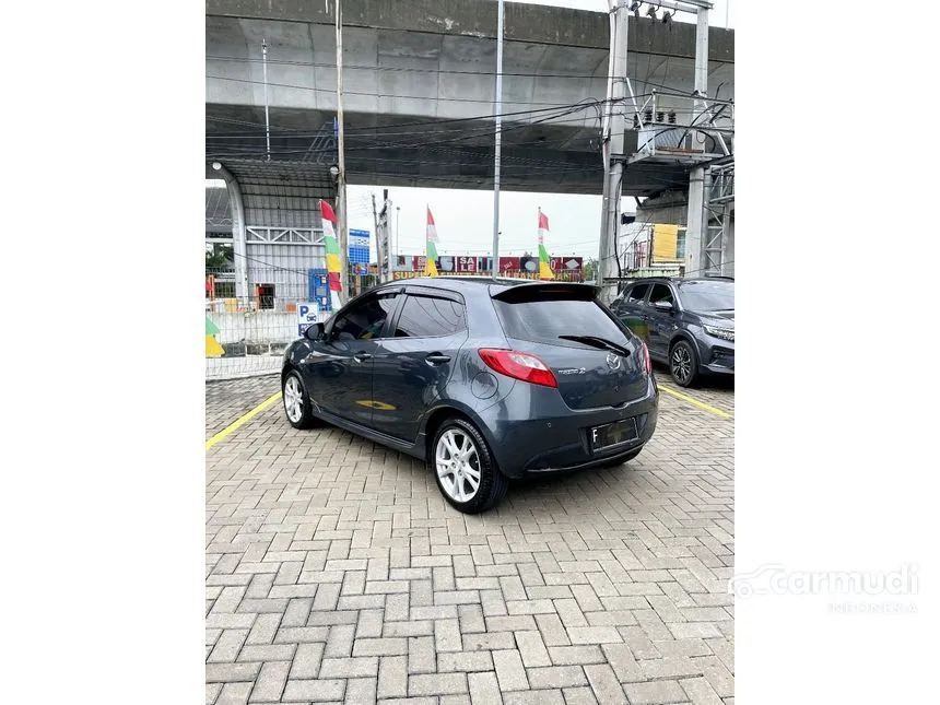 2012 Mazda 2 R Hatchback