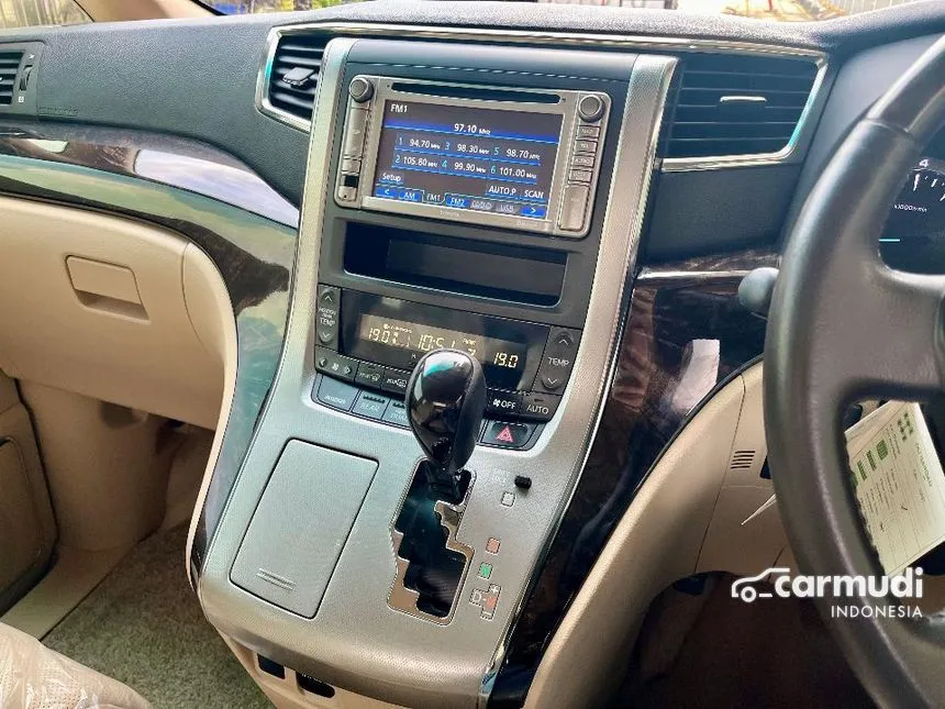 2012 Toyota Alphard G MPV