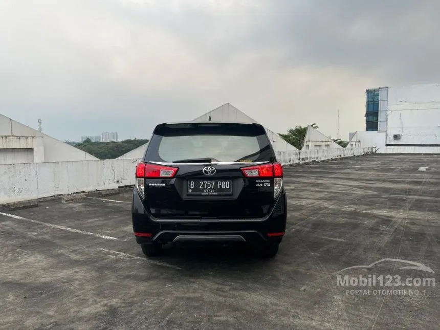 2022 Toyota Kijang Innova V MPV