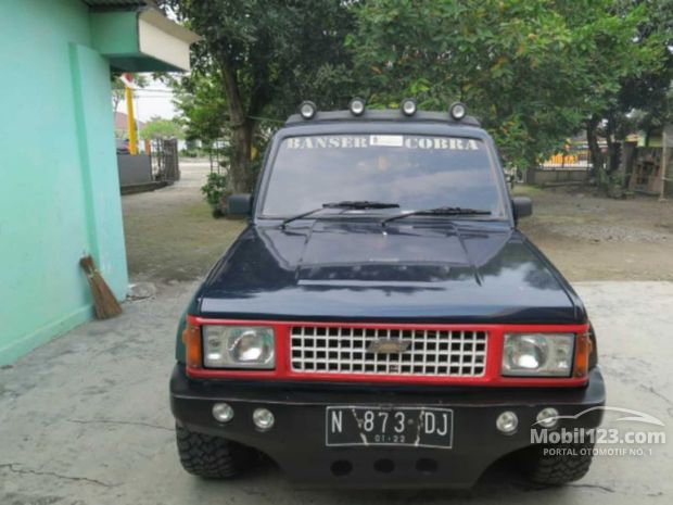 Chevrolet Trooper  Mobil  Bekas  Baru  dijual  di Indonesia 