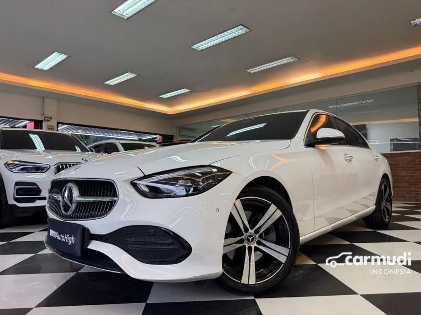 2024 Mercedes-Benz C200 Avantgarde Line Sedan