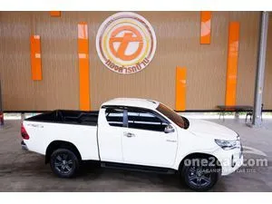 2023 Toyota HILUX REVO 2.4 Prerunner Mid Smart Cab Pickup