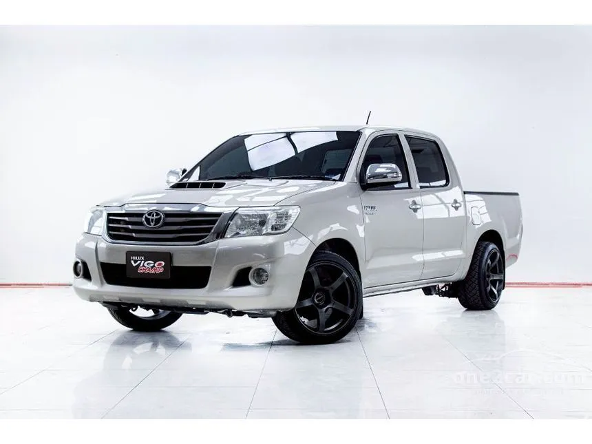 2013 Toyota HILUX VIGO Champ G Double Cab Pickup